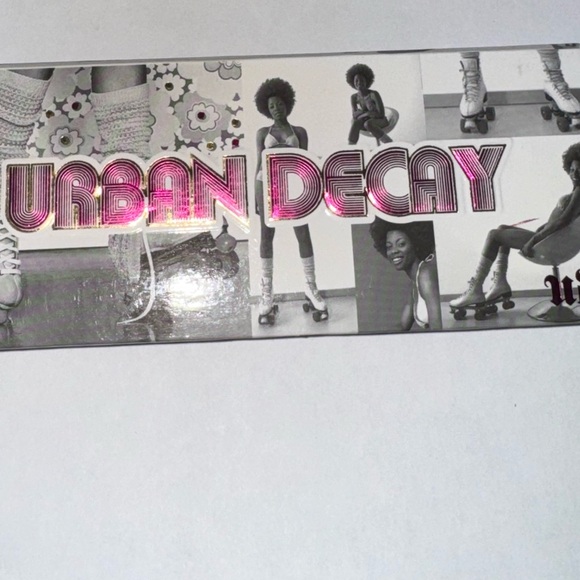 Urban Decay Roller Girl Palette - Picture 3 of 3
